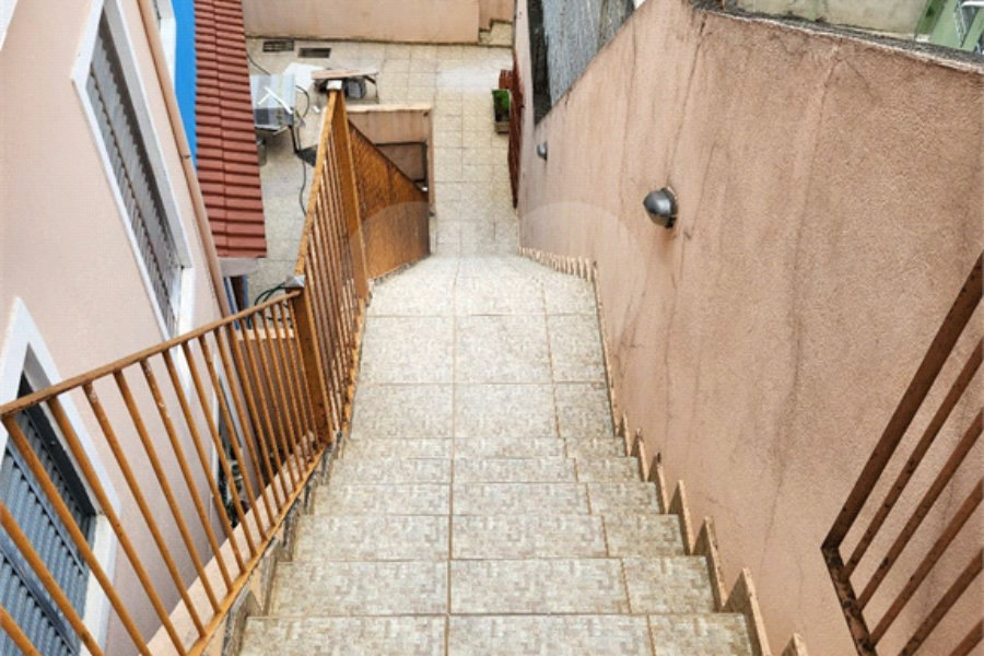 Sobrado à venda com 3 quartos no Brasilândia, São Paulo, SP
