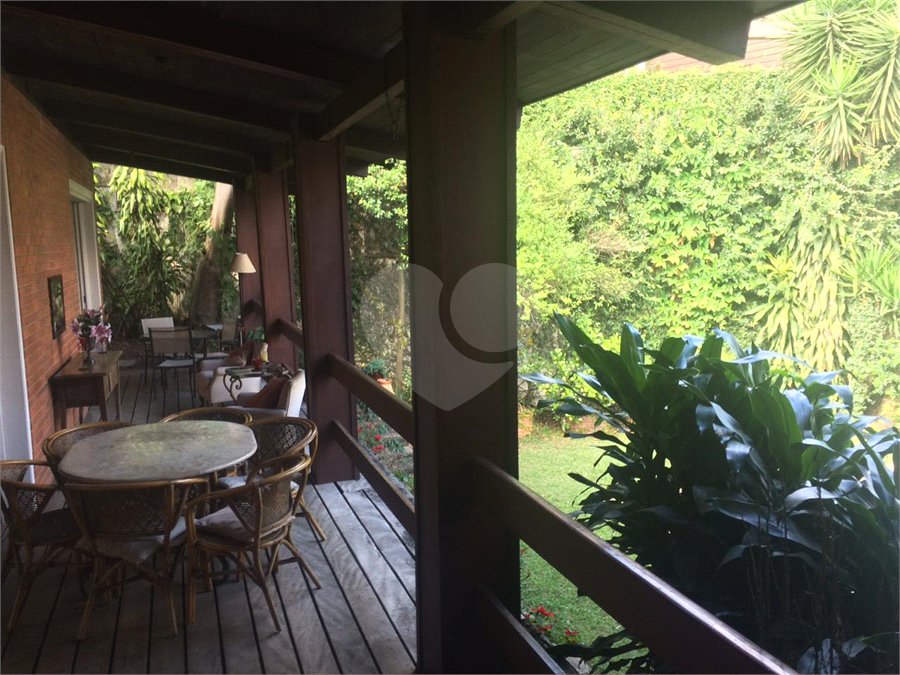 Casa à venda ou para alugar com 4 quartos, sendo 2 suítes, em Jardim Guedala, São Paulo, SP