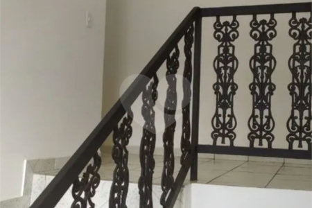 Sobrado à venda ou para alugar com 3 quartos, sendo 1 suíte,  em Jaguaré, São Paulo, SP