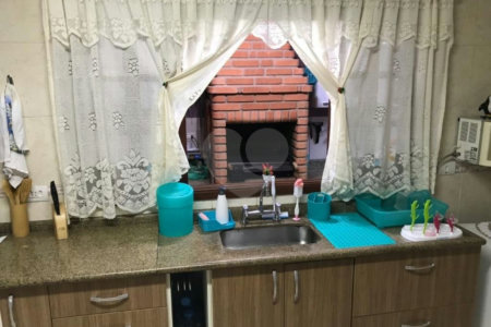 Casa à venda com 3 quartos, sendo 1 suíte, no condomínio Residencial Gabriela, São Paulo - SP