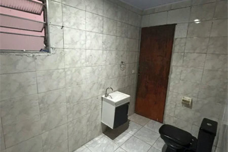 Sobrado à venda com 4 quartos, sendo 2 suítes, em Parque Sonia, São Paulo, SP