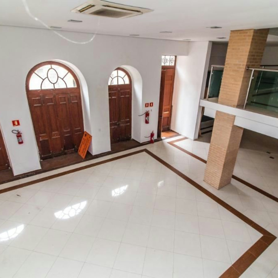 Prédio Comercial de Grande Porte no Centro Histórico de Santos para Venda Ou Aluguel