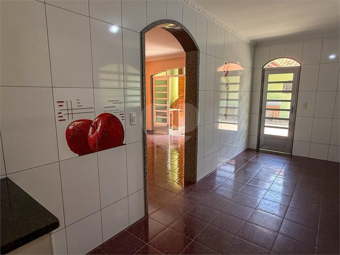 Sobrado à venda com 3 quartos, sendo 1 suíte, em Cidade Líder, São Paulo, SP