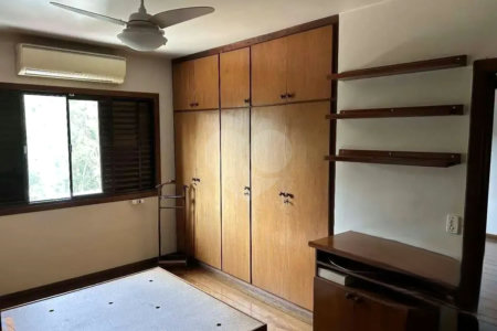 Sobrado à venda com 3 quartos, sendo 1 suíte, em Jardim Olympia, São Paulo, SP