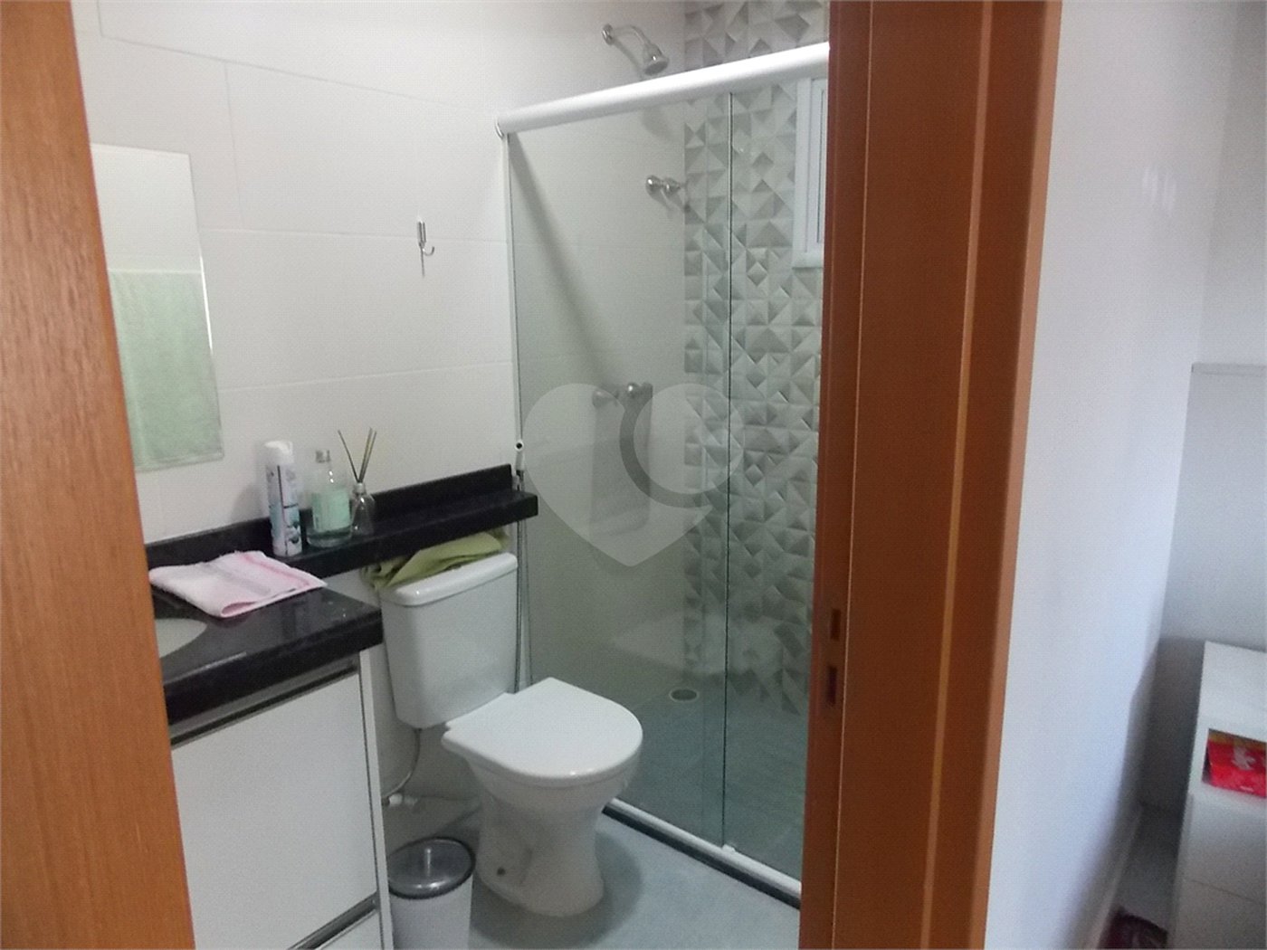 Confortável apartamento no Jardim Floresta em Aibaia sp