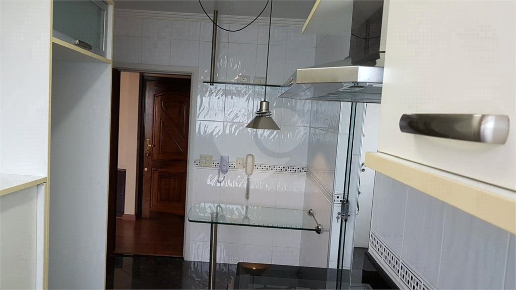 Apartamento à venda com 3 quartos, sendo 1 suíte, em Alto da Lapa, São Paulo, SP
