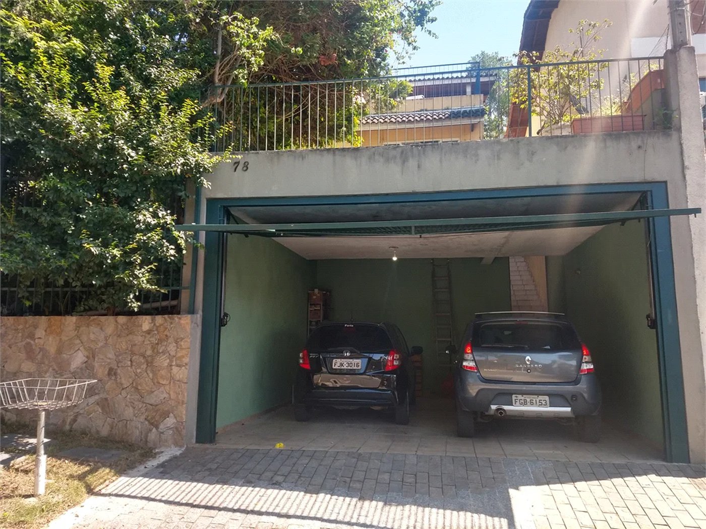 Sobrado à venda com 4 quartos, sendo 1 suíte,  em Parque dos Príncipes, São Paulo, SP