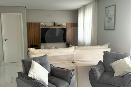 Apartamento à venda com 3 quartos, sendo 1 suíte, no Centro, São Bernardo do Campo, SP