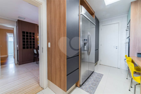 Apartamento para venda no condomínio Piazza Suprema - Praça Visconde de Souza Fontes