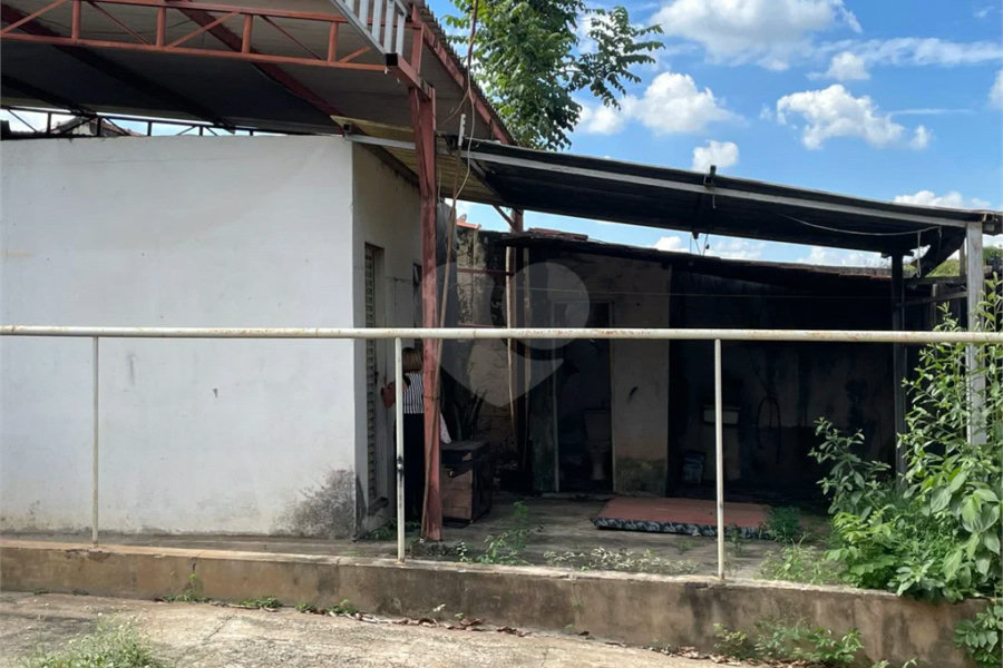 Terreno Comercial para Venda e Locação no Bairro Estância Lago Azul em Piracicaba/SP.