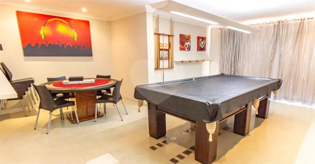 Apartamento à venda na Moóca, 68m², 2 dormitórios, 1 suíte, 1 vaga, ar condicionado, varanda, lazer completo