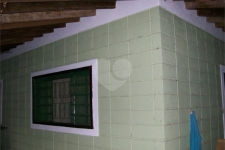 Chácara a venda no Aracê de Santo Antônio .