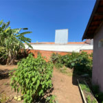 Casa e sala comercial na Vila Jacobucci
