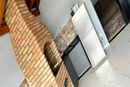 Sobrado à venda com 3 quartos em Cidade Aracy, São Carlos, SP