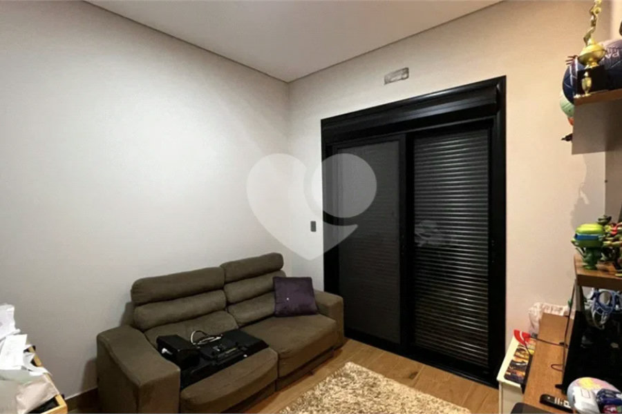 Casa térrea com 3 amplas suítes, á venda no Condomínio Morada do Engenho em Piracicaba/SP.