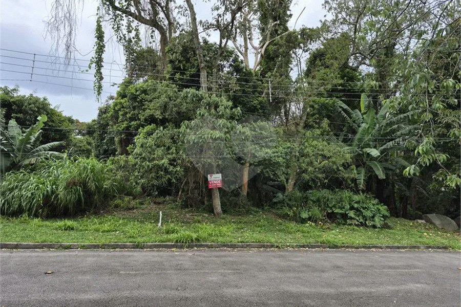 Terreno à venda no condomínio Alpes da Cantareira, Mairiporã - SP