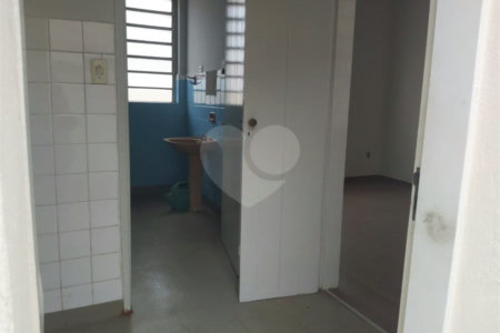 Casa térrea a venda no centro de São Carlos com 3 quartos