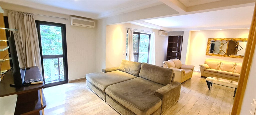 Apartamento para venda e locação de 130m² no Jardim Paulista com 2 suítes e 2 vagas.