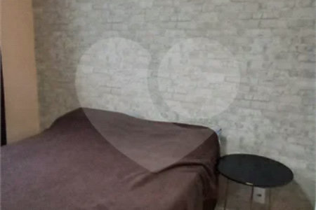 APARTAMENTO A VENDA 2 DORM SENDO 1 SUITE - VAGA DE GARAGEM COBERTA