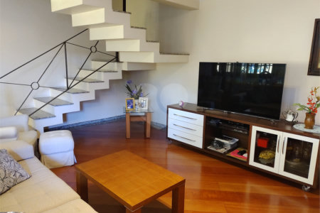 Sobrado à venda com 3 quartos, sendo 1 suíte, em Vila Mascote, São Paulo, SP