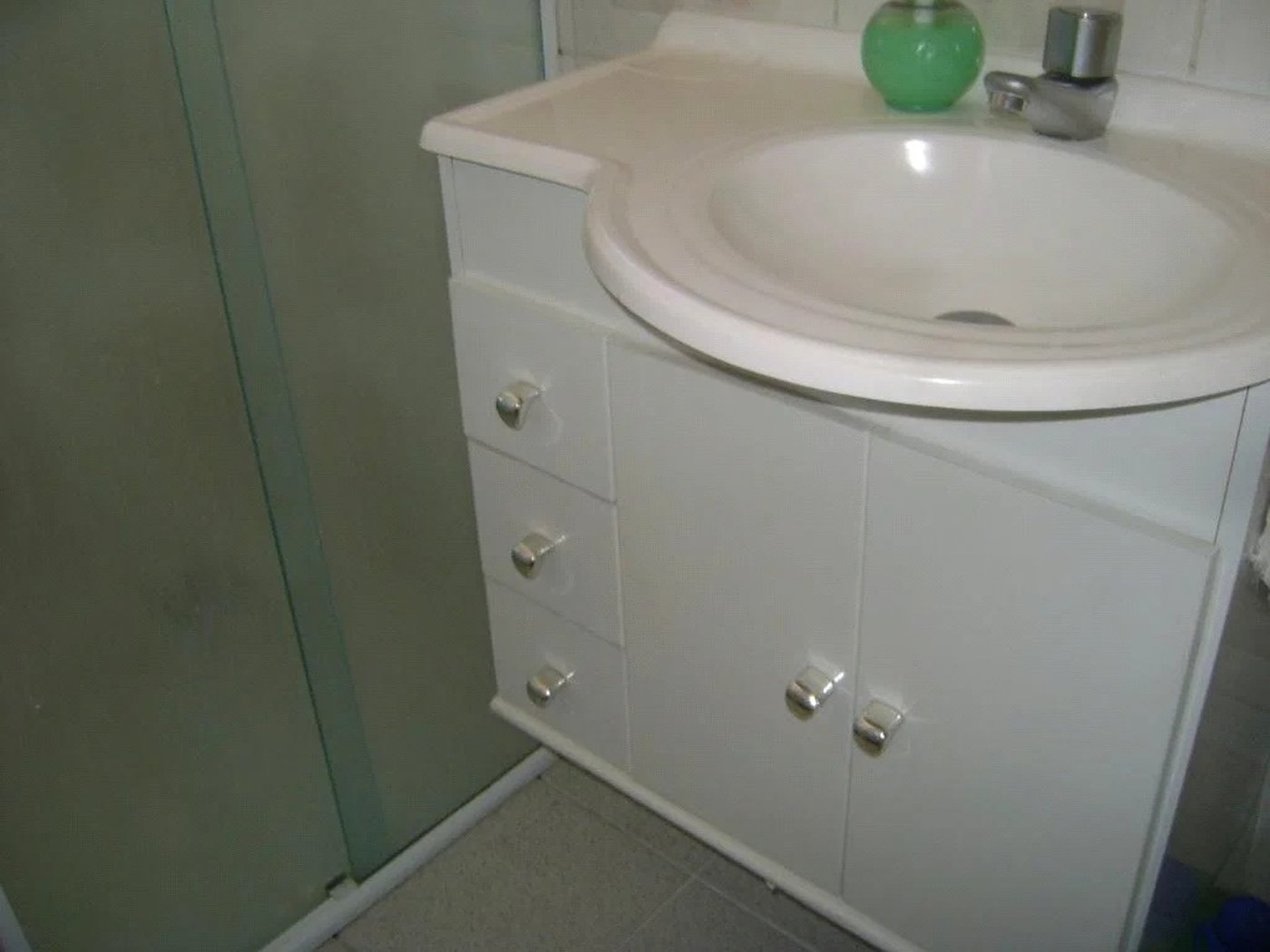 Casa à venda com 3 quartos, sendo 1 suíte, no condomínio Res Green Ville, São Paulo - SP