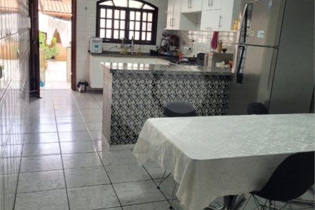 Sobrado de 3 quartos à venda na Penha