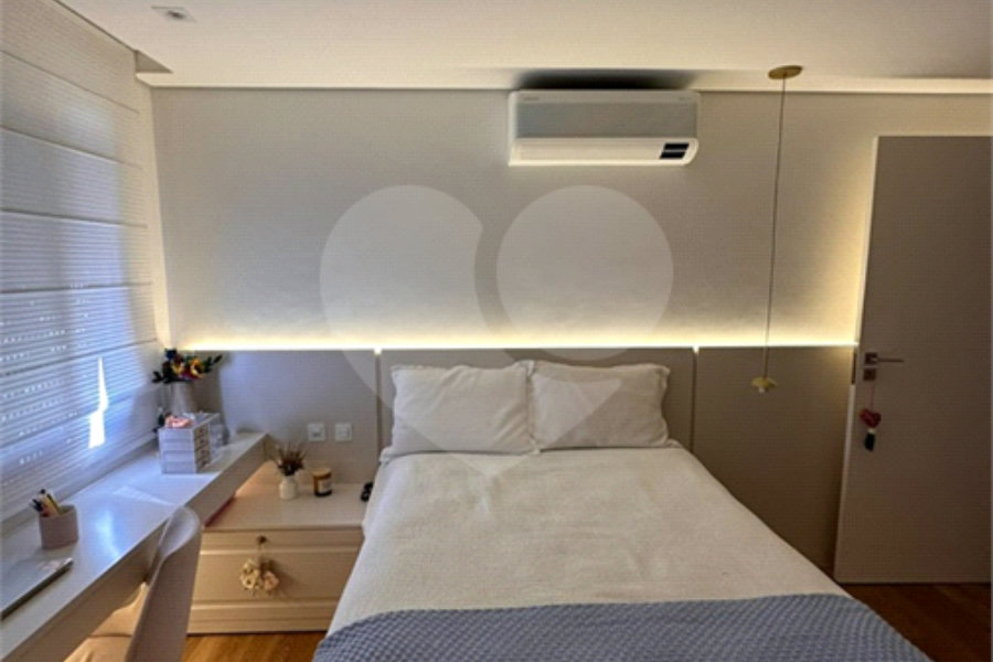 Apartamento para alugar com 3 quartos, sendo 2 suítes, em Moema, São Paulo, SP