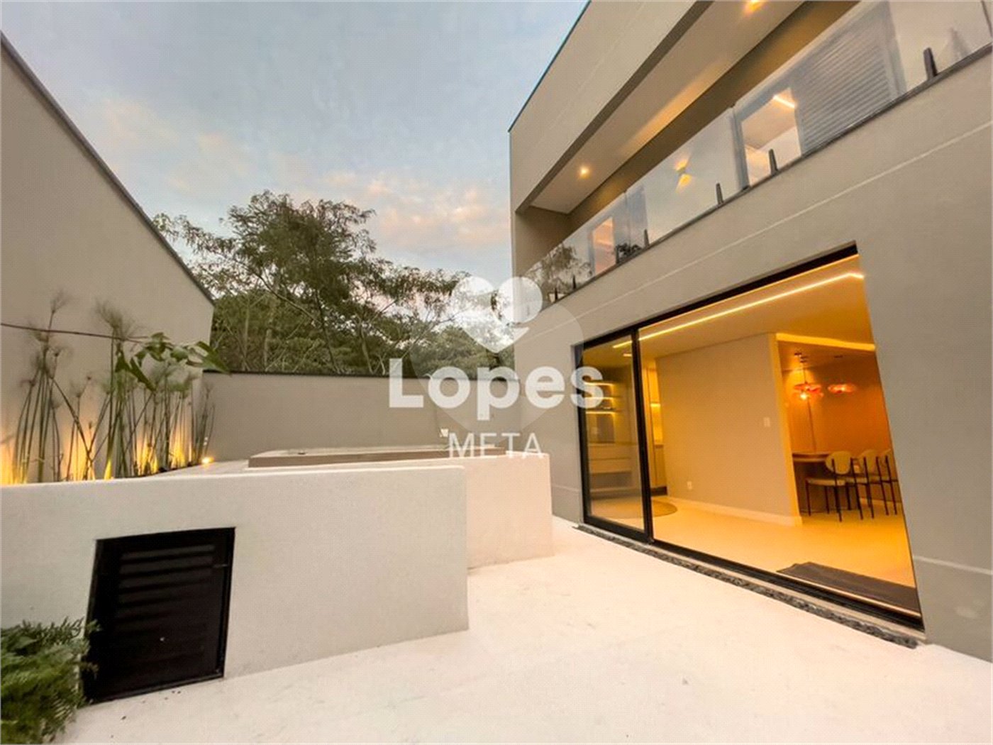 Casa à venda com 3 suítes no condomínio Bosque Urbanova, São José dos Campos - SP