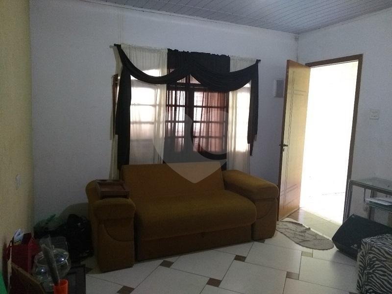 Casa à venda com 2 quartos, sendo 1 suíte, em Tremembé, São Paulo, SP