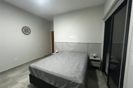 Casa à venda com 2 quartos, sendo 1 suíte,  no condomínio Residencial Parque Imperial, Salto - SP