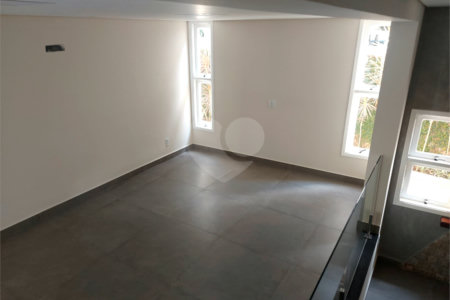 Sobrado à venda com 5 suítes no Centro, Vinhedo, SP
