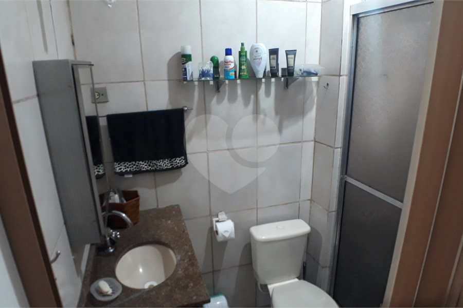 Casa Térrea à venda com 5 quartos, sendo 2 suítes,  em Parada Inglesa, São Paulo, SP
