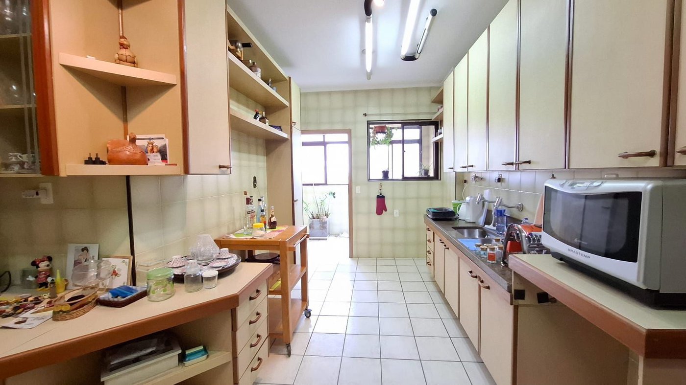 Apartamento com 3 dormitórios à venda, 150 m² por R$ 1.070.000,00 - Gonzaga - Santos/SP