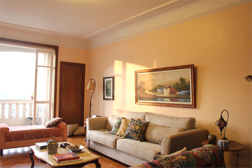 Apartamento à venda com 4 quartos, sendo 2 suítes, em Flamengo, Rio de Janeiro, RJ