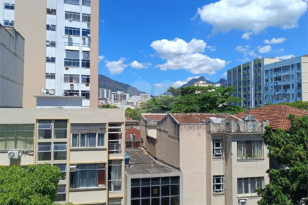 Apartamento à venda com 3 quartos, sendo 1 suíte, em Tijuca, Rio de Janeiro, RJ
