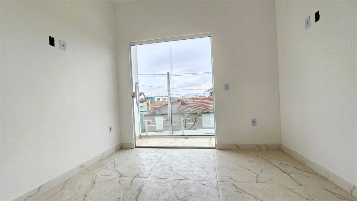 Casa à venda com 2 suítes no condomínio Loteamento Monte Libano, Rio de Janeiro - RJ