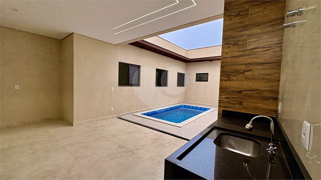 Casa à venda com 3 quartos, sendo 1 suíte, no condomínio Residencial Villagio Wanel, Sorocaba - SP