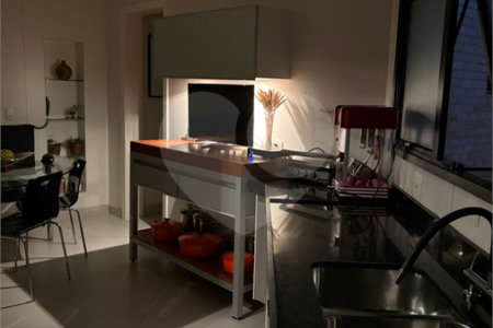 Apartamento à venda ou para alugar com 3 suítes em Perdizes, São Paulo, SP