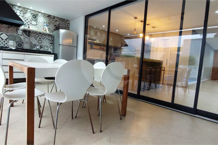 Casa para alugar com 5 quartos, sendo 1 suíte, no condomínio Figueira Garden, Atibaia - SP