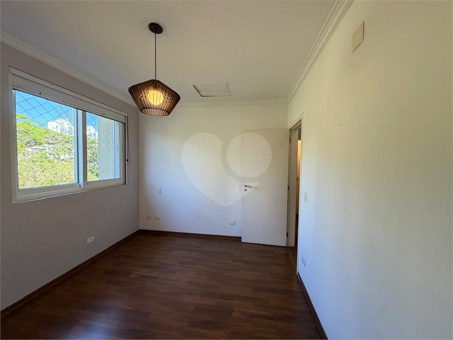 Casa à venda ou para alugar com 4 quartos, sendo 3 suítes, em Alto da Boa Vista, São Paulo, SP
