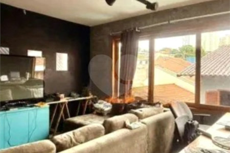 Sobrado à venda com 5 suítes em Vila Romana, São Paulo, SP