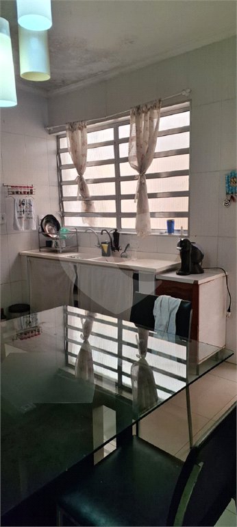 Sobrado à venda com 5 quartos, sendo 1 suíte, em Vila Gustavo, São Paulo, SP