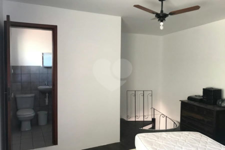 Casa à venda com 2 quartos, sendo 1 suíte, em Lapa de Baixo, São Paulo, SP