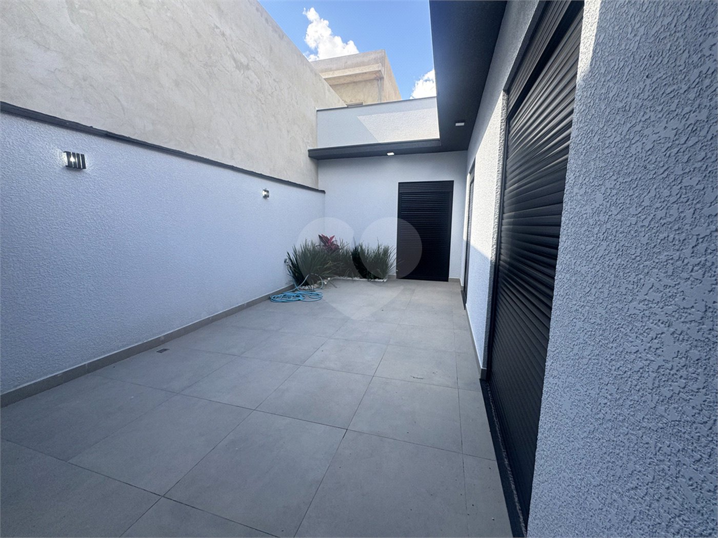 Casa à venda com 3 quartos, sendo 1 suíte, no condomínio Residencial Villagio Wanel, Sorocaba - SP