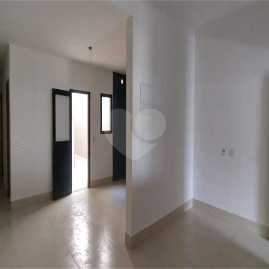 Casa à venda com 2 quartos, sendo 1 suíte, em Parque Residencial Sabiás, Indaiatuba, SP