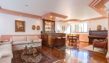 Apartamento à venda com 4 suítes em Moema, São Paulo, SP