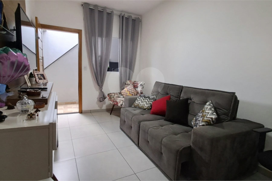 Casa à venda com 3 quartos, sendo 2 suítes, em Parada Inglesa, São Paulo, SP
