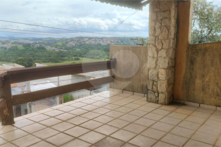 Chácara à venda com 4 quartos, sendo 3 suítes, em Campos de Atibaia, Atibaia, SP