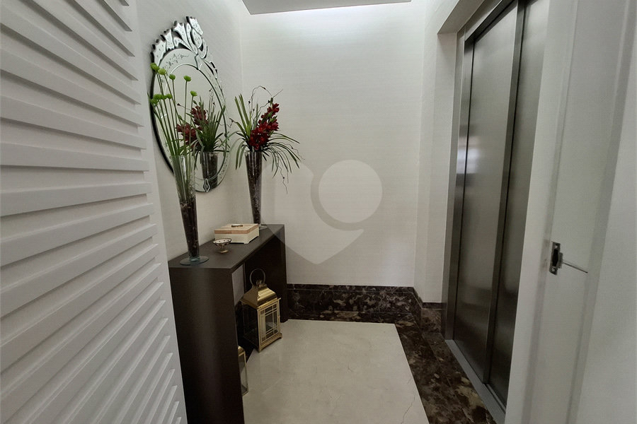 Apartamento à venda com 3 suítes em Santana, São Paulo, SP