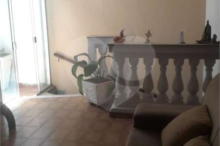 Casa à venda ou para alugar com 4 quartos, sendo 1 suíte, em Vila Carvalho, Sorocaba, SP